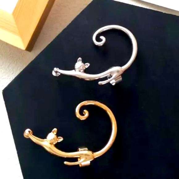 NWT Goldtone Stretching Cat Cuff Stud Earring - Picture 7 of 8